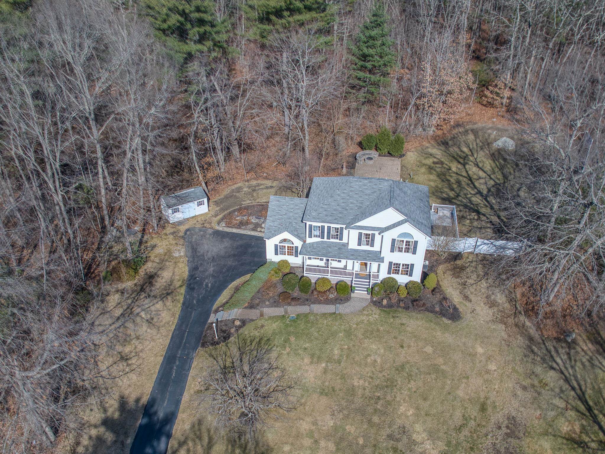 11 Coventry Lane Salem, NH 03079 - Photo 3 of 51