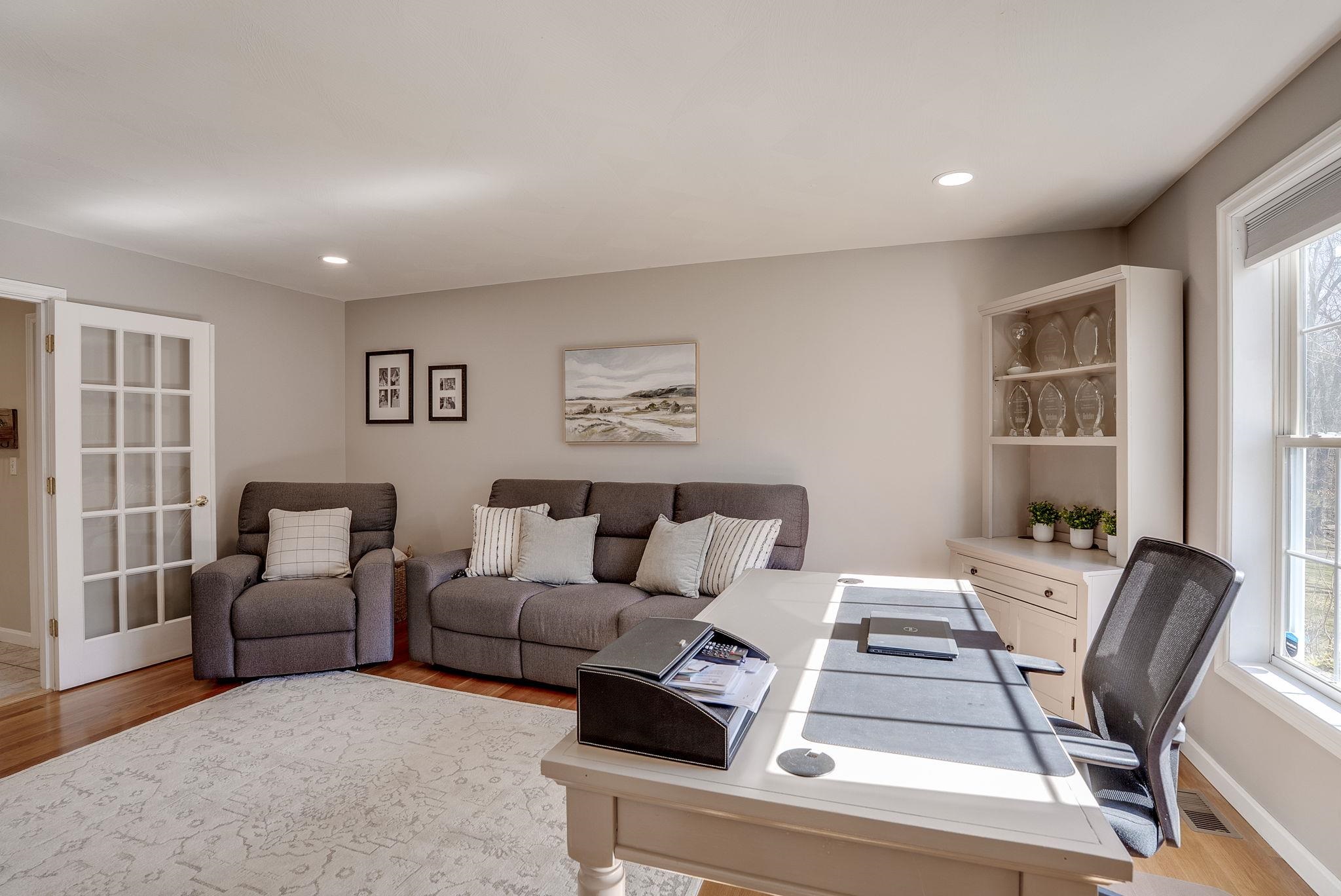 11 Coventry Lane Salem, NH 03079 - Photo 32 of 51