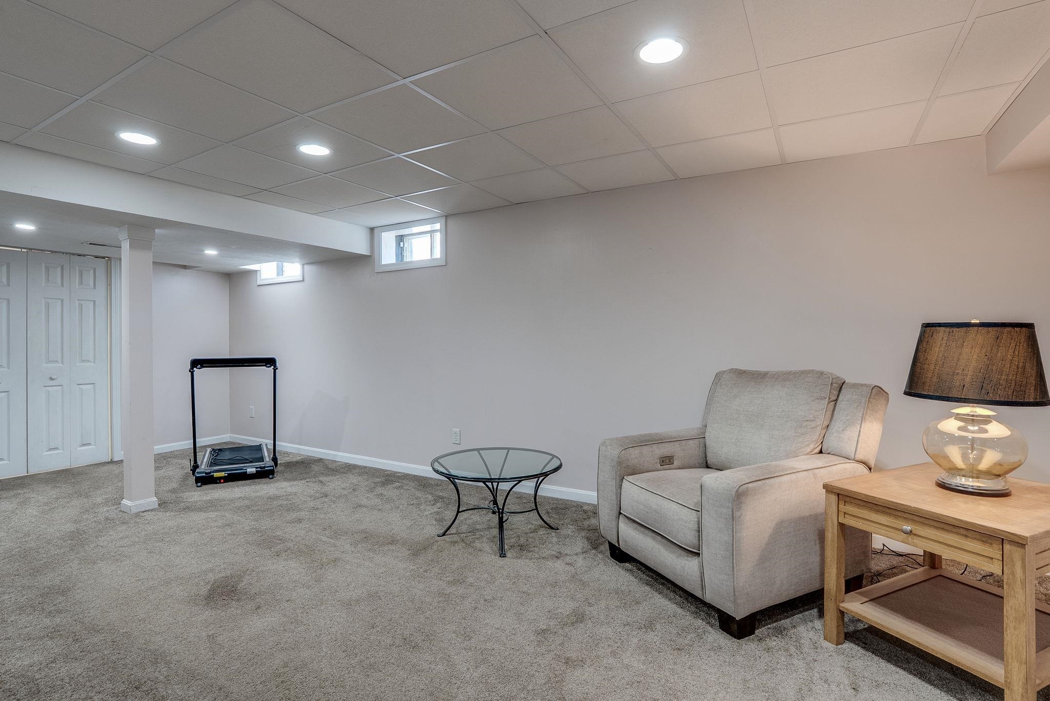 11 Coventry Lane Salem, NH 03079 - Photo 47 of 51