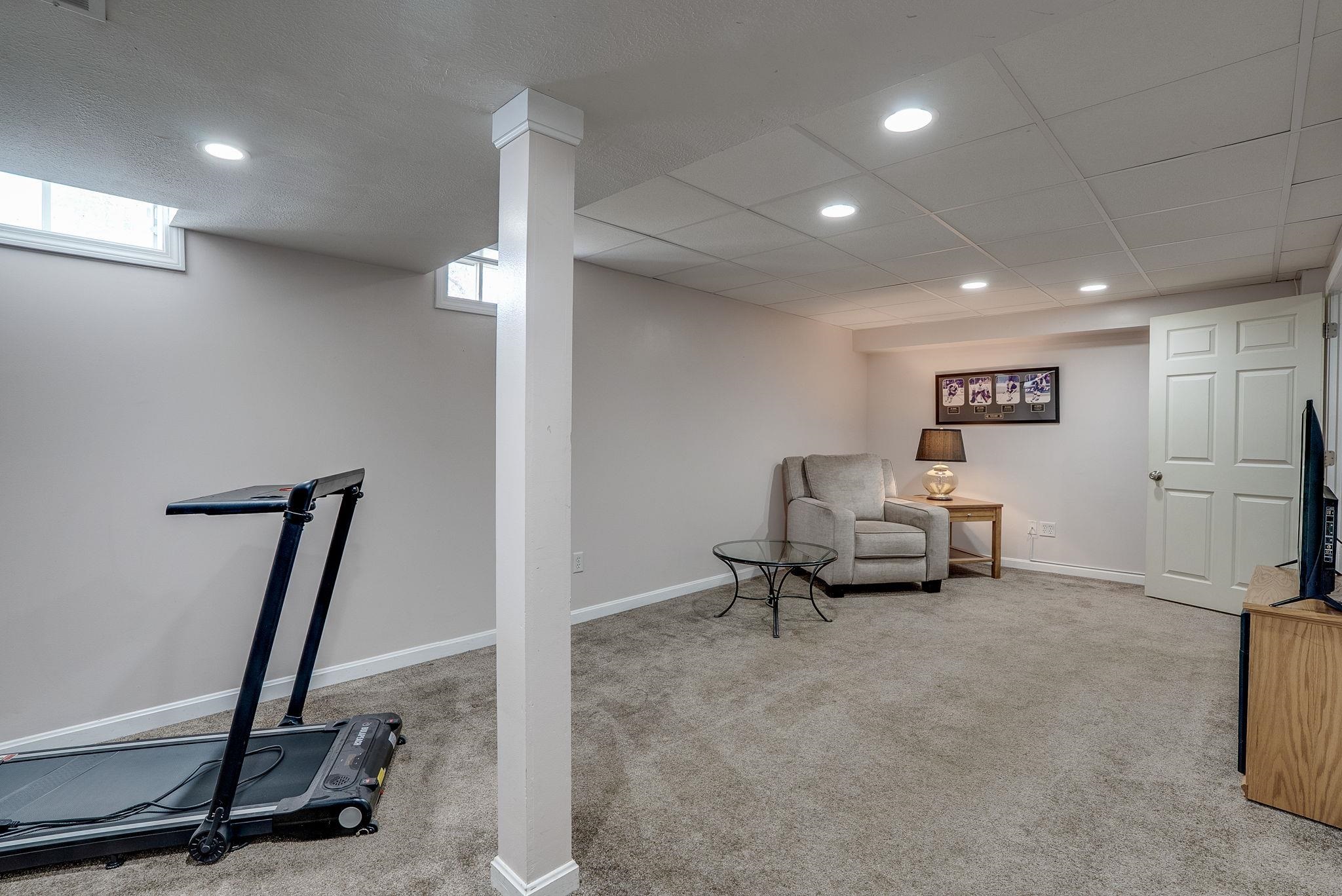 11 Coventry Lane Salem, NH 03079 - Photo 48 of 51