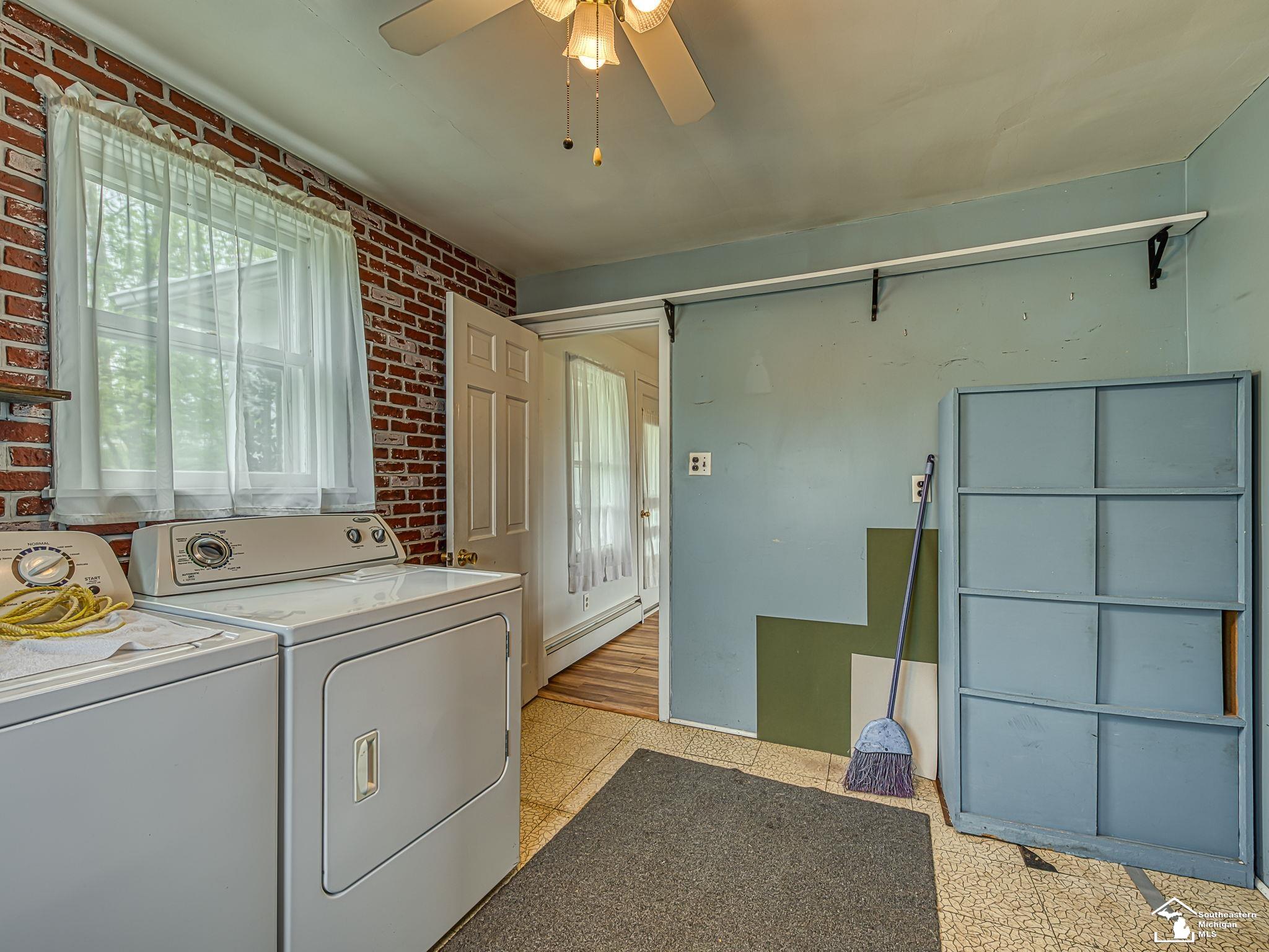 9248 Chinavare Road Newport, MI 48166 - Photo 4 of 54