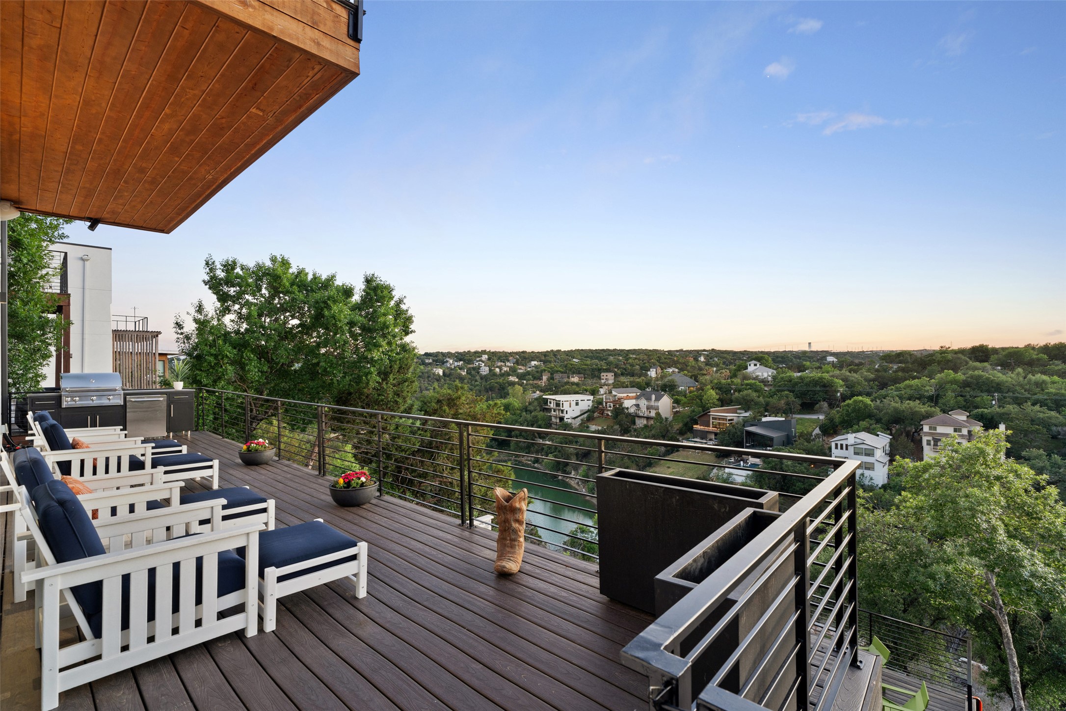 14417 Cochise Trail Austin, TX 78734 - Photo 4 of 40 a terrace view with sitting space