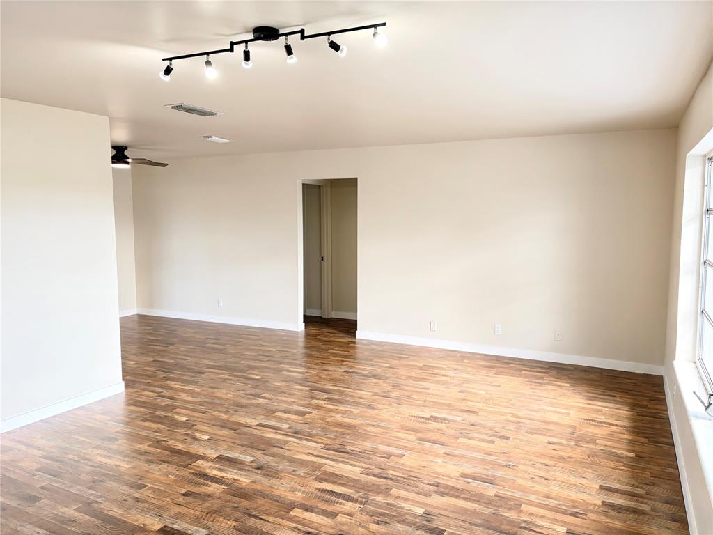 6875 Northwest 15th Street Margate, FL 33063 - Photo 3 of 32