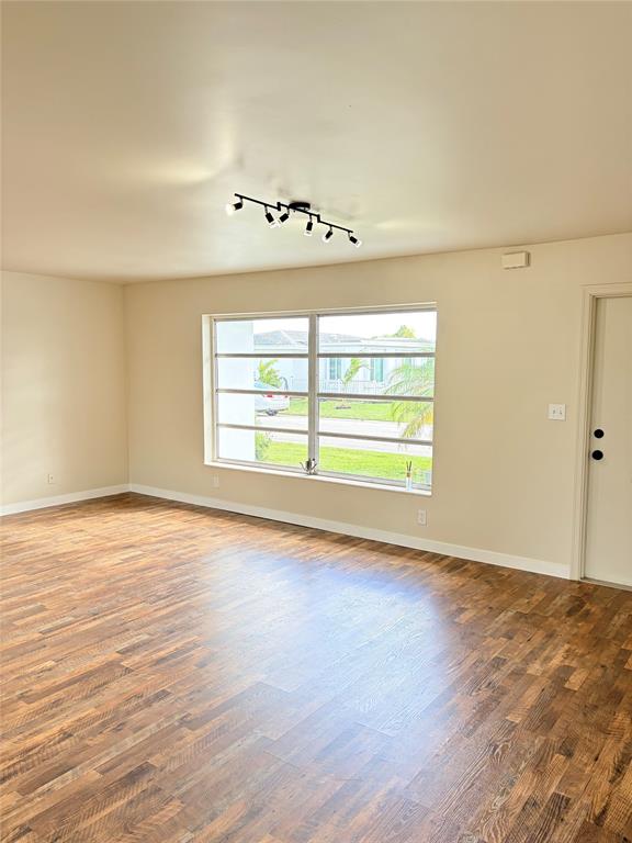 6875 Northwest 15th Street Margate, FL 33063 - Photo 6 of 32