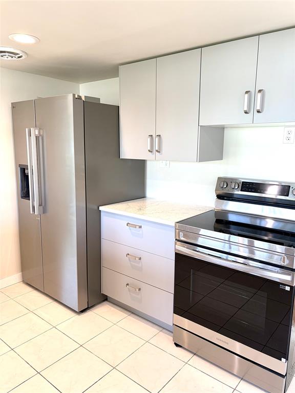 6875 Northwest 15th Street Margate, FL 33063 - Photo 9 of 32