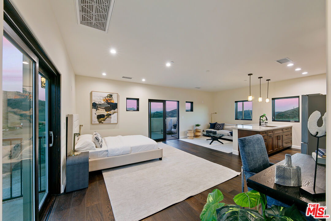 8567-rd Mipolomol Road Malibu, CA 90265 - Photo 20 of 33