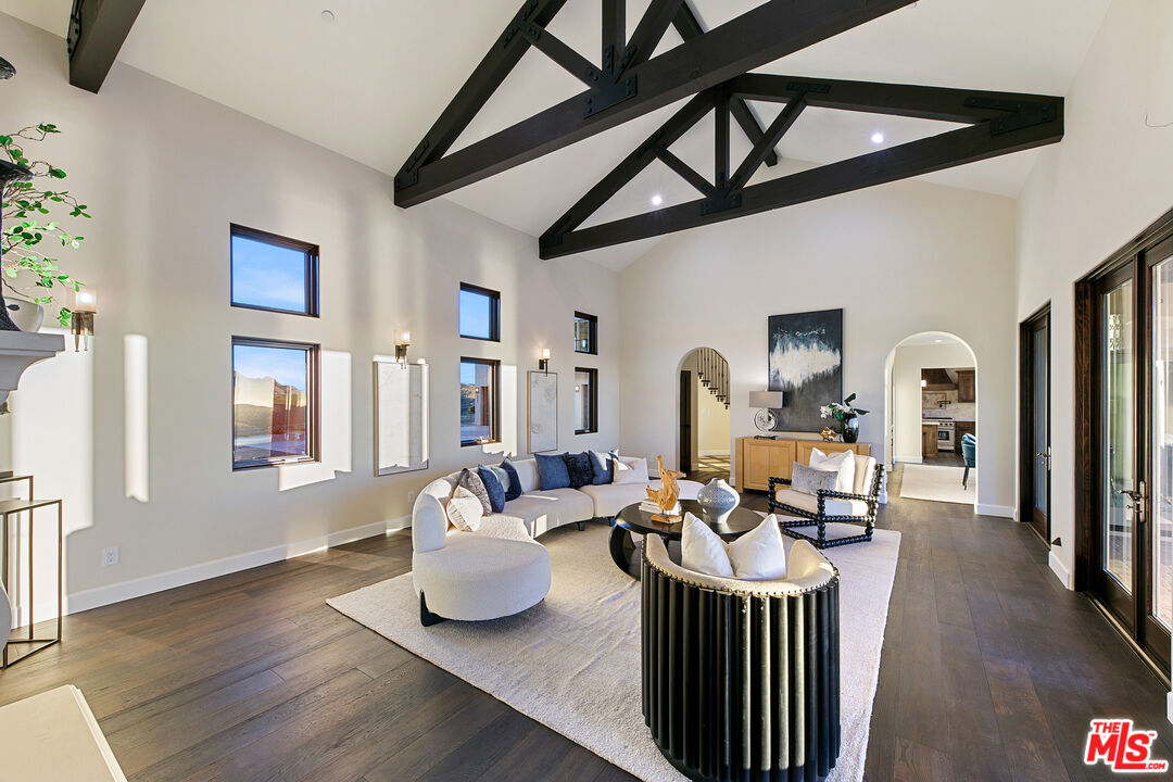 8567-rd Mipolomol Road Malibu, CA 90265 - Photo 4 of 33