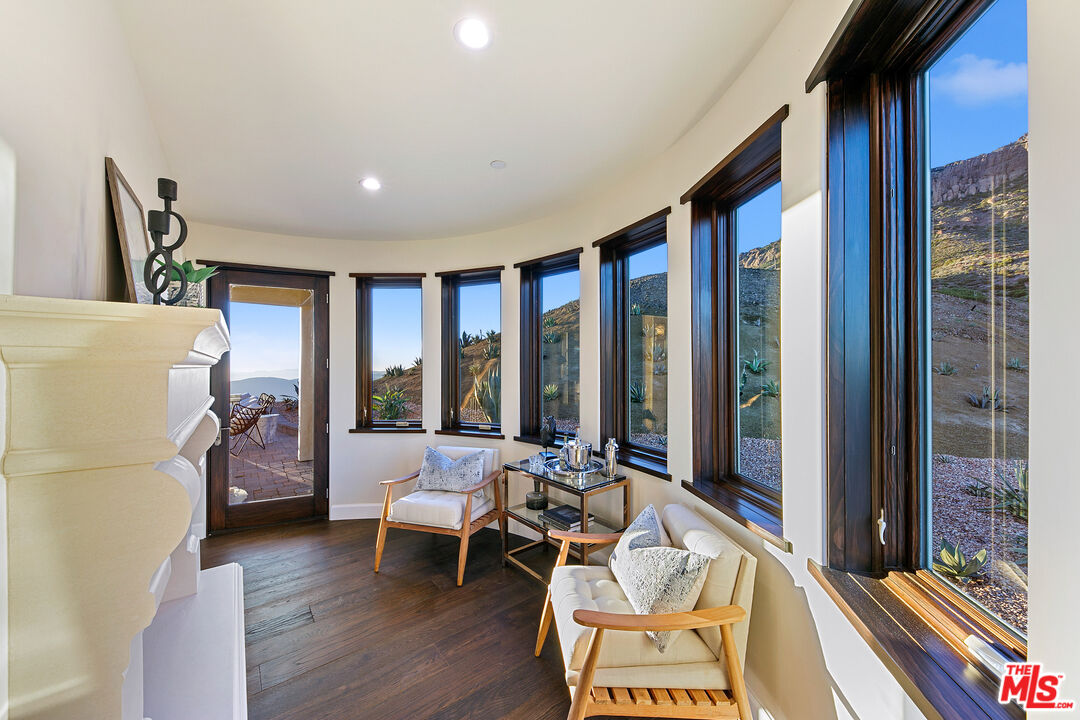 8567-rd Mipolomol Road Malibu, CA 90265 - Photo 5 of 33