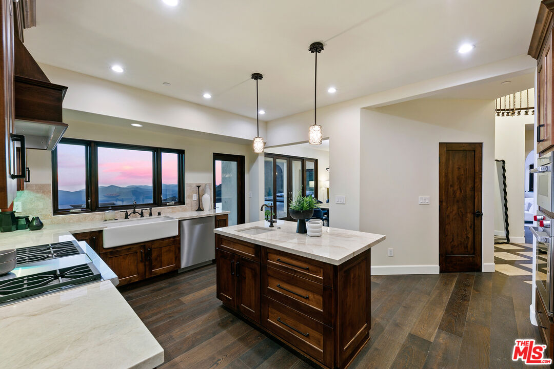 8567-rd Mipolomol Road Malibu, CA 90265 - Photo 8 of 33