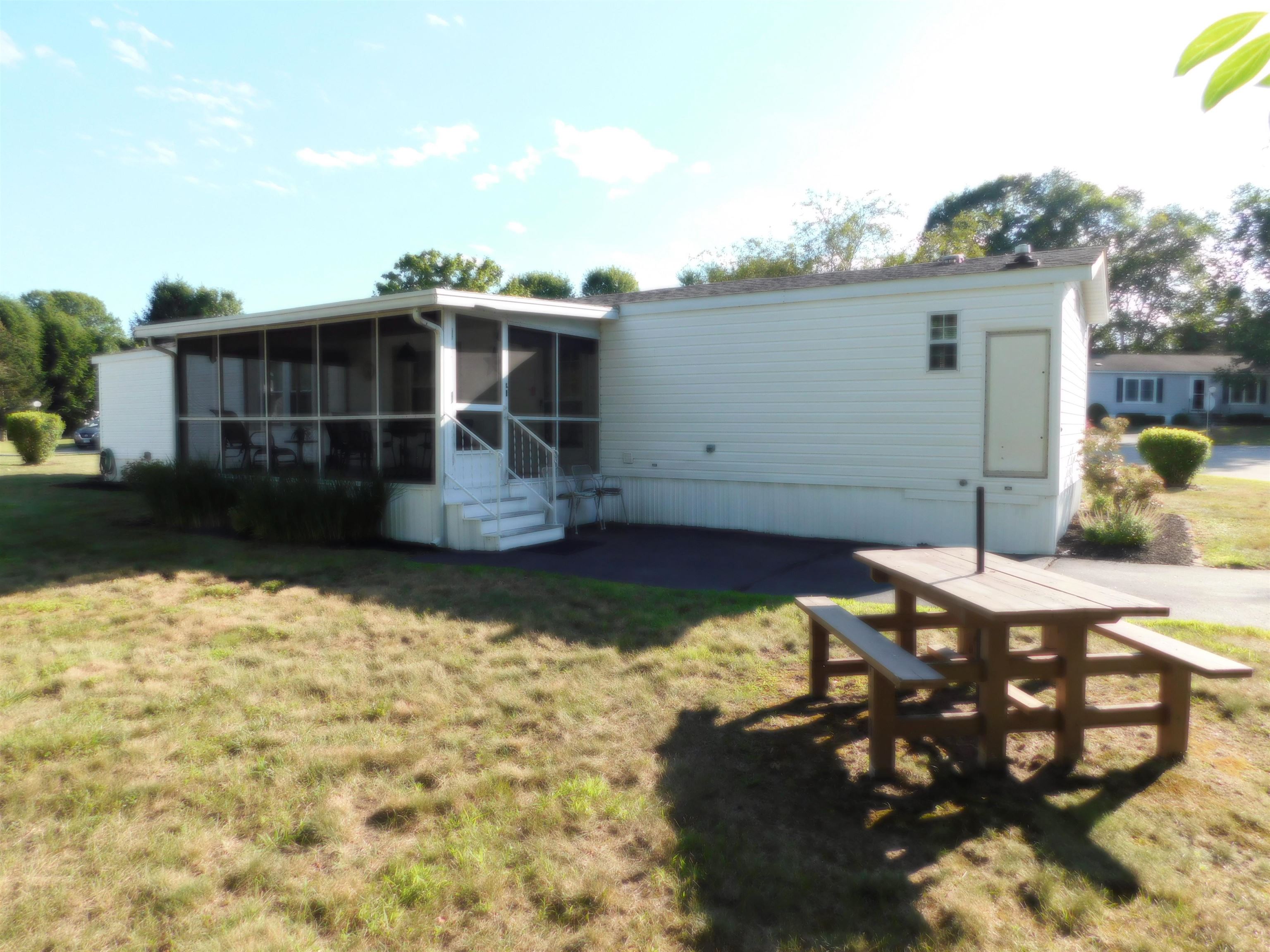 5 Caribbean Lane Rochester, NH 03867 - Photo 31 of 37
