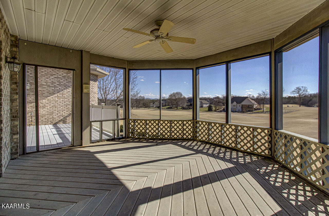 127 Santee Way Loudon, TN 37774 - Photo 18 of 37 Screened Porch