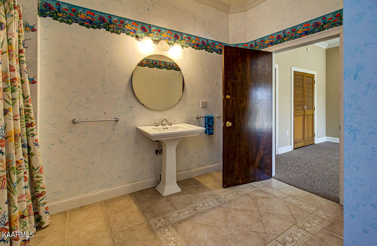 127 Santee Way Loudon, TN 37774 - Photo 28 of 37 Bath 3