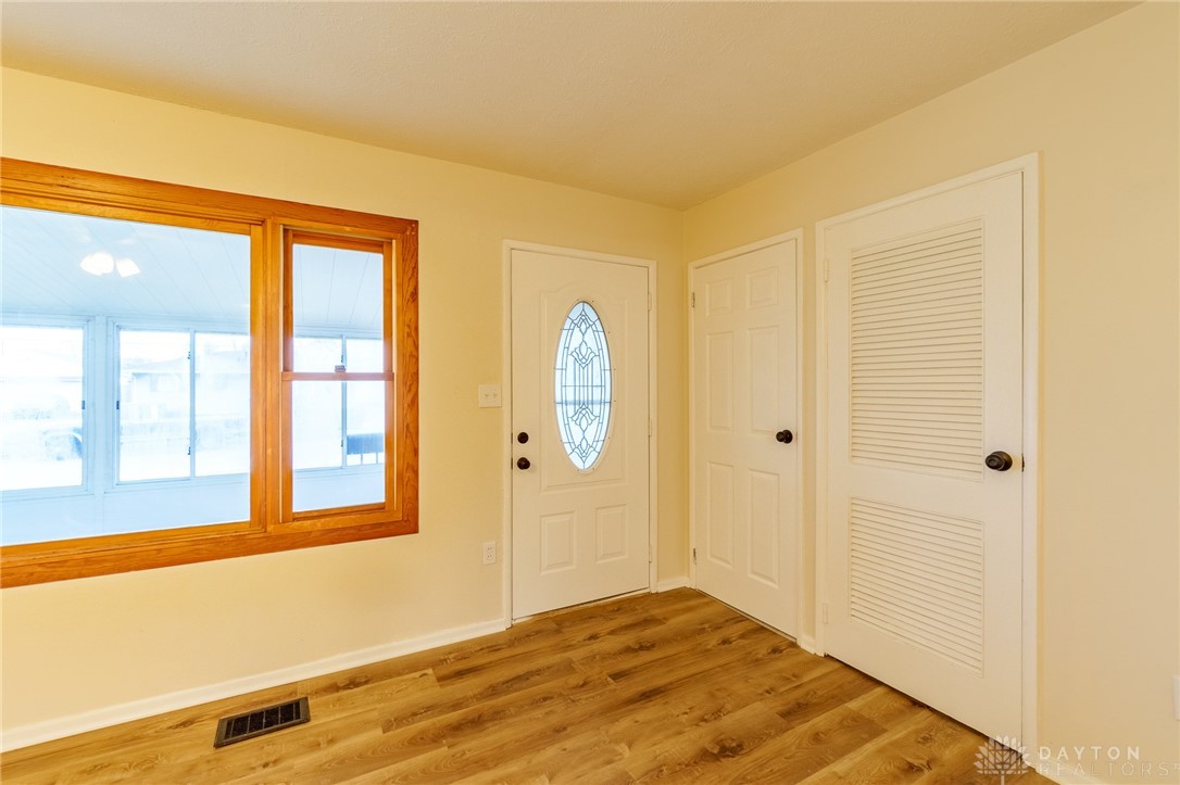 202 Lowell Road Xenia, OH 45385 - Photo 6 of 22 Gallery Image 6