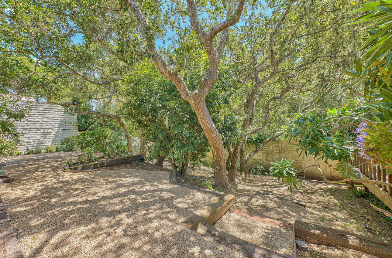 117 Littlefield Road Monterey, CA 93940 - Photo 34 of 40 Gallery Image 34