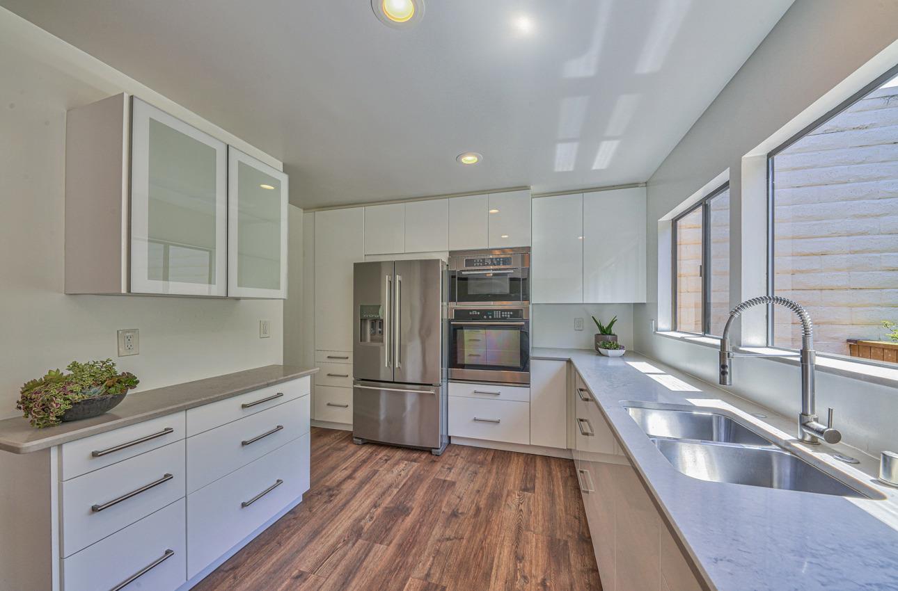 117 Littlefield Road Monterey, CA 93940 - Photo 4 of 40 Gallery Image 4