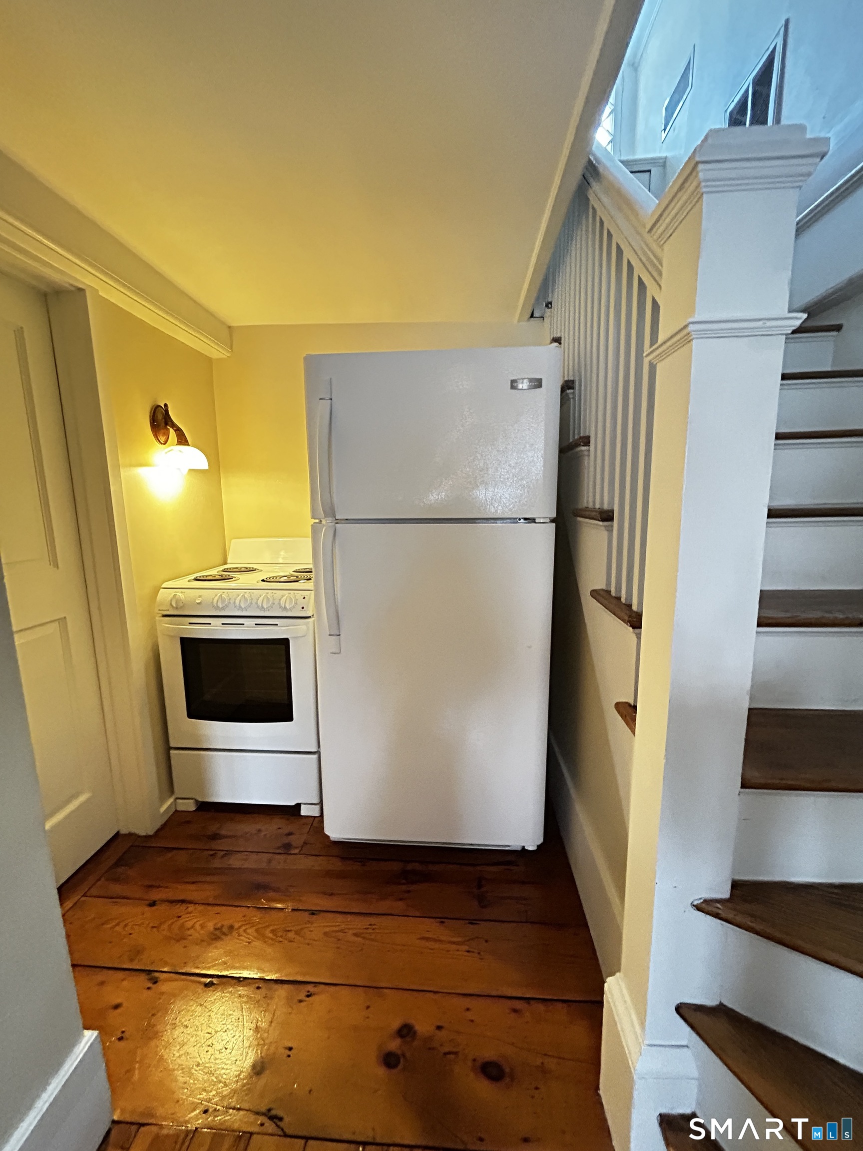 157 Main Street Farmington, CT 06032 - Photo 11 of 30 Kitchen