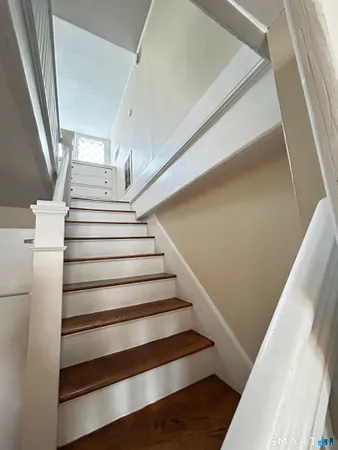 $2,500 | 157 Main Street, Farmington, CT 06032