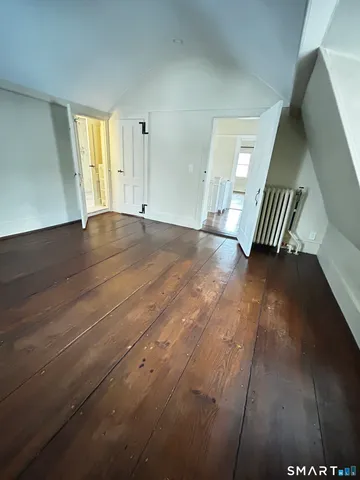 $2,800 | 157 Main Street, Farmington, CT 06032