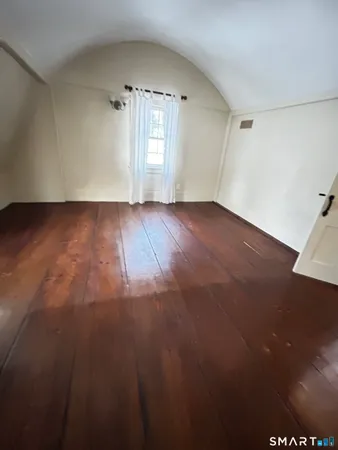 $2,500 | 157 Main Street, Farmington, CT 06032