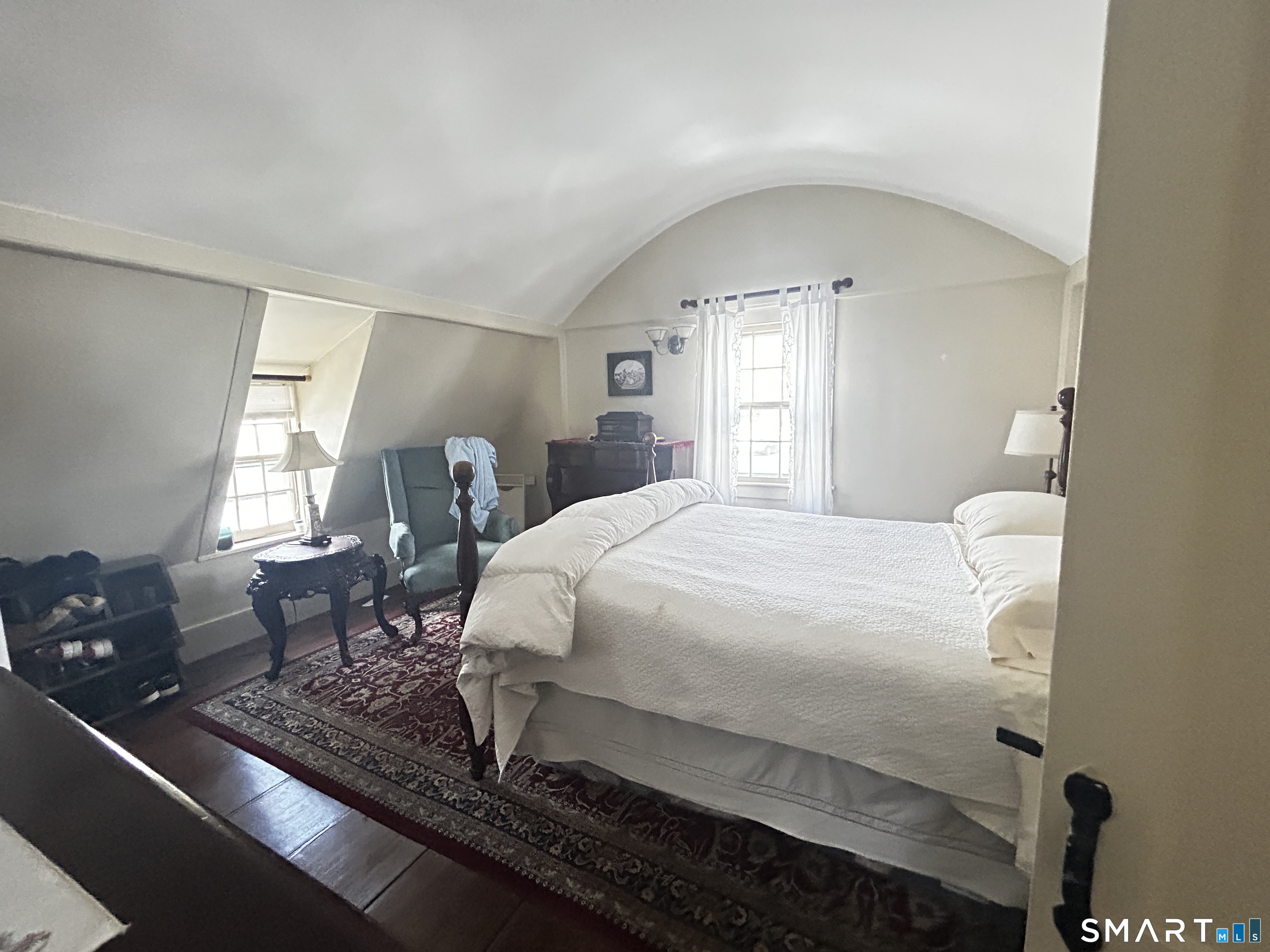 157 Main Street Farmington, CT 06032 - Photo 26 of 30 Primary bedroom pic when occupied by tenant