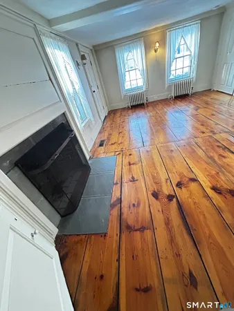 $2,500 | 157 Main Street, Farmington, CT 06032