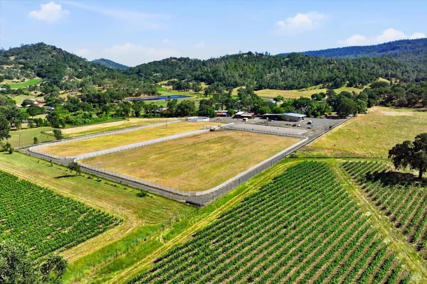 $1,975,000 | Undisclosed Address, St. Helena, CA 94574