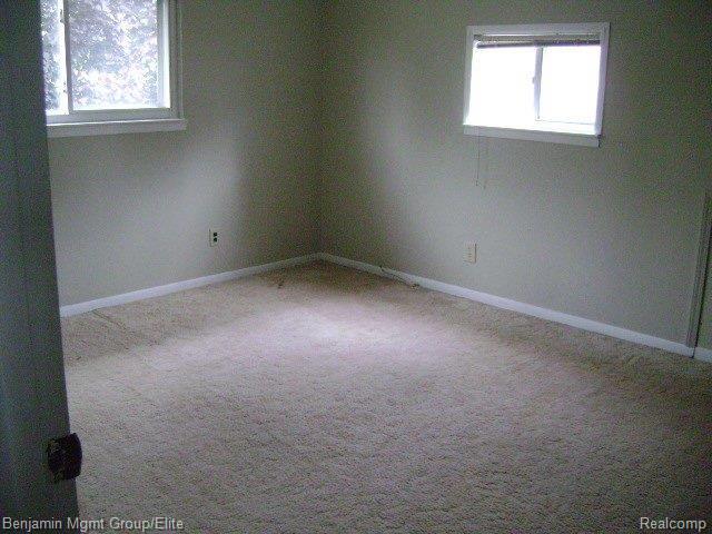 3626 Toepfer Road Warren, MI 48091 - Photo 8 of 10 Bedroom-Upper Level