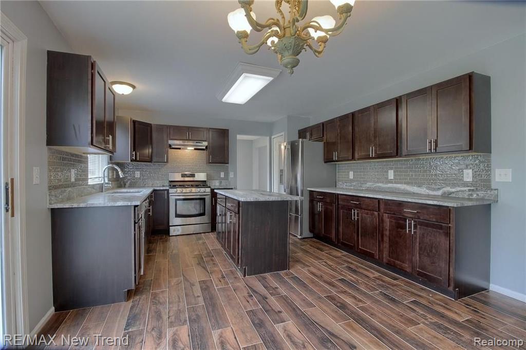 767 Woodfield Way Rochester Hills, MI 48307 - Photo 13 of 29