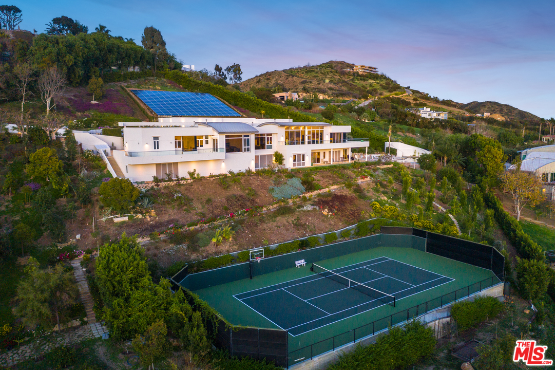27454 Winding Way Malibu, CA 90265 - Photo 38 of 38 an aerial view of a house