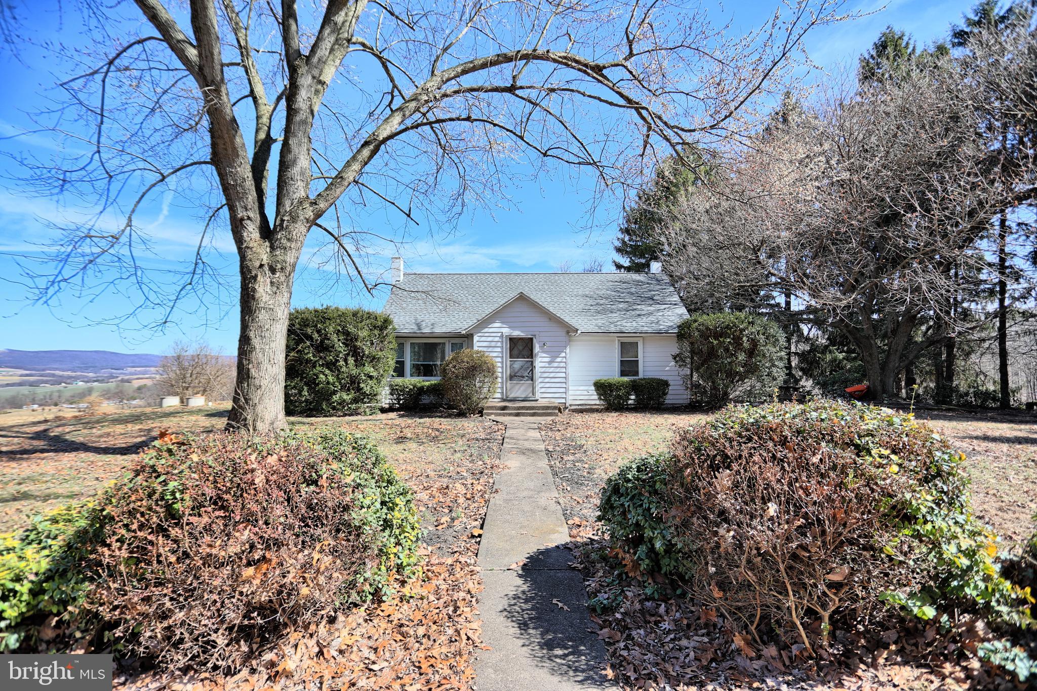 1129 Enders Road Halifax, PA 17032 - Photo 3 of 15