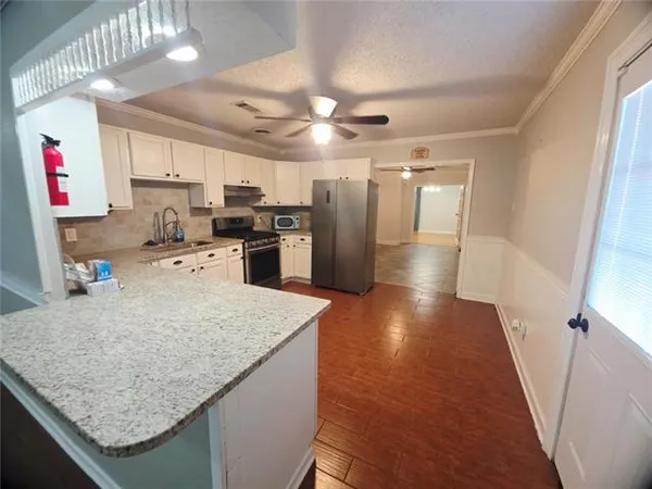 $1,700 | 172 Ursula Drive, Avondale, LA 70094