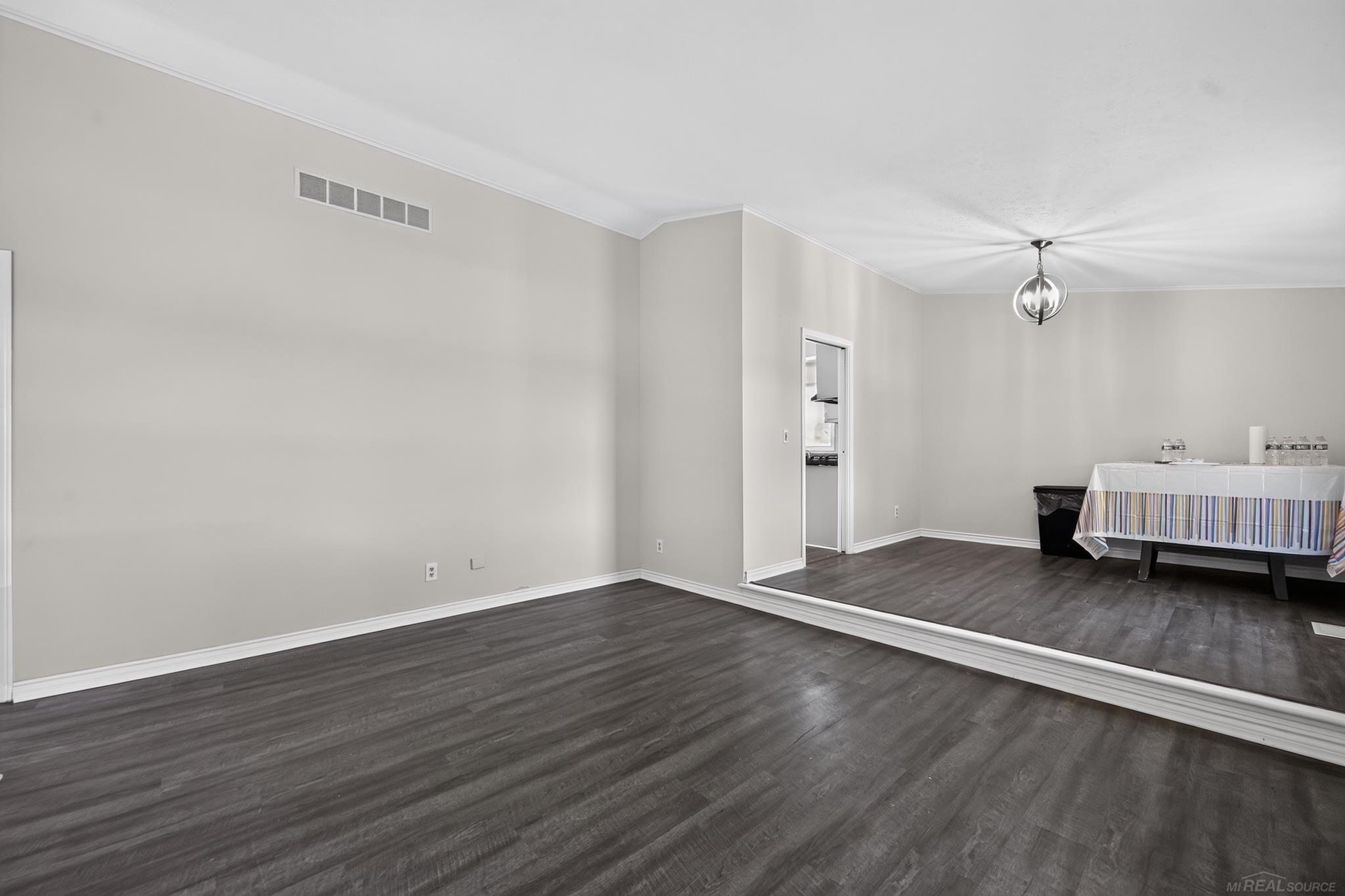 6611 Textile Road Ypsilanti, MI 48197 - Photo 12 of 52