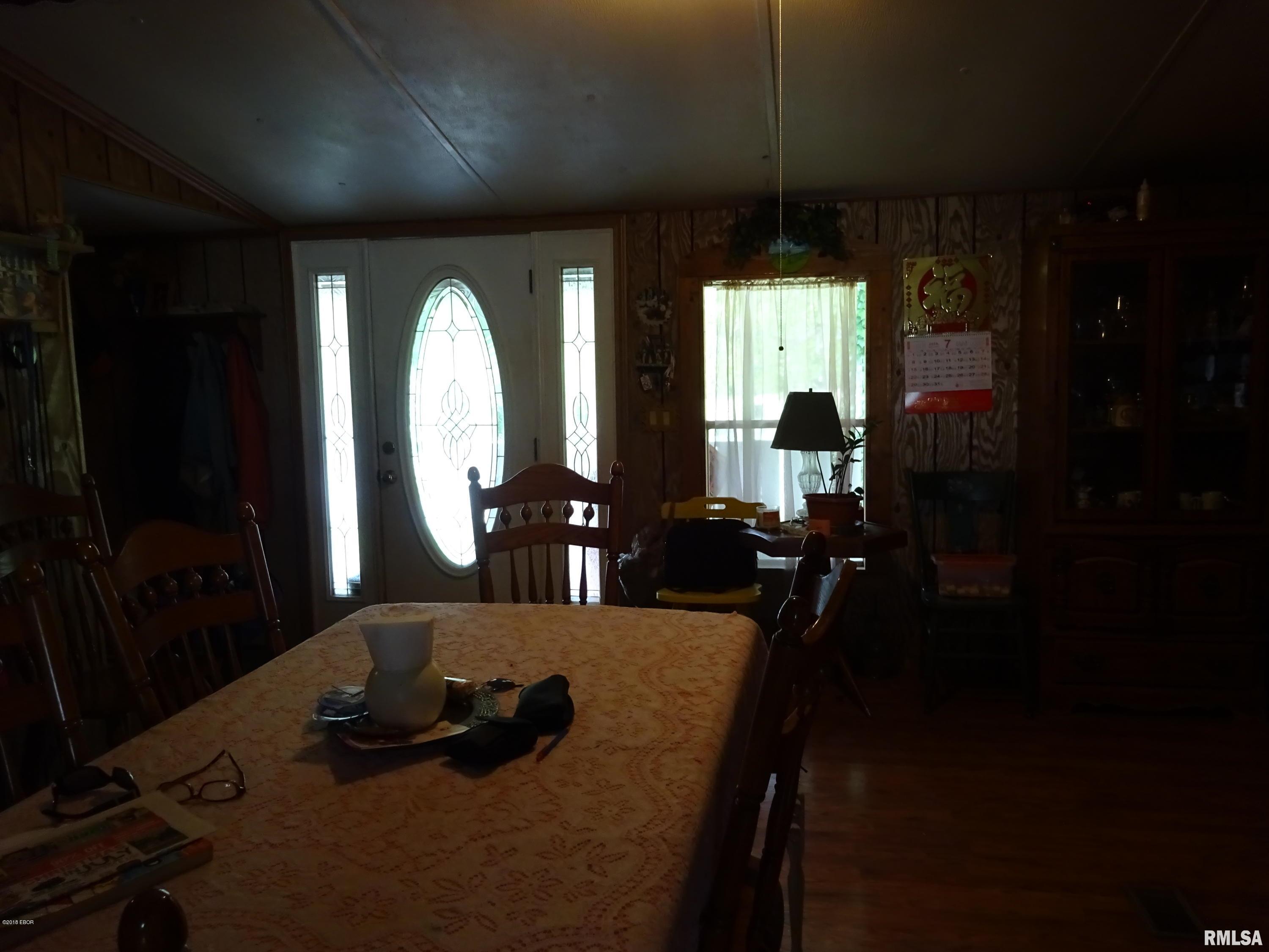 405 Smith Road Carrier Mills, IL 62917 - Photo 5 of 20