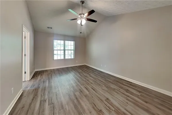 $2,140 | 3349 Sentinel Circle, Lawrenceville, GA 30043