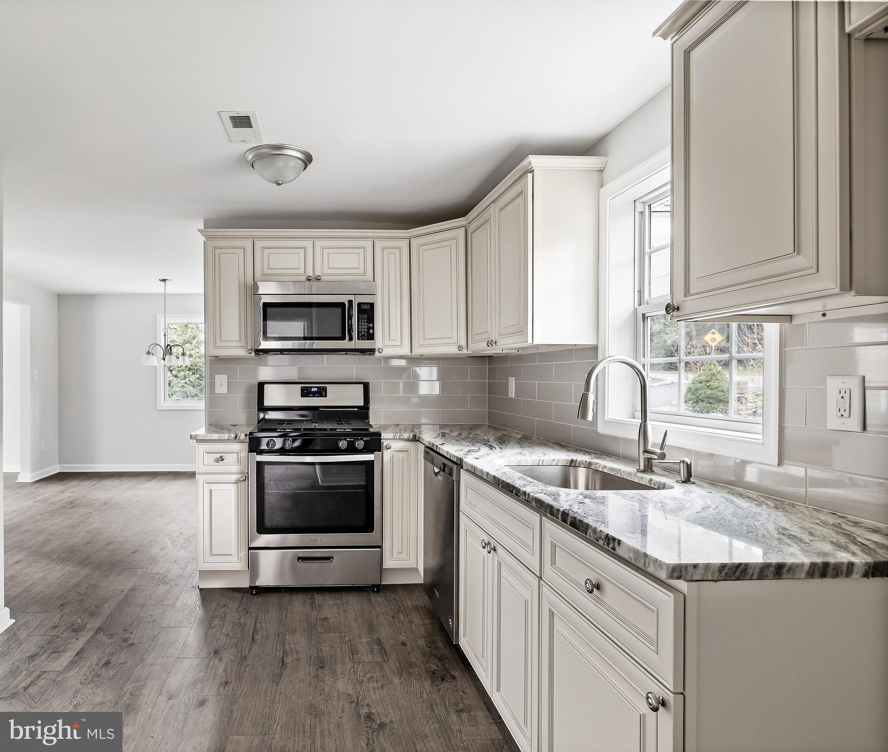 116 Heritage Road Mantua, NJ 08051 - Photo 5 of 13 Gallery Image 5