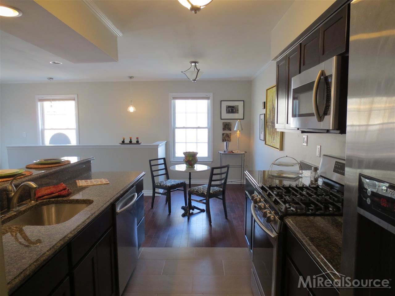 276 1st Street, Unit 12 Rochester, MI 48307 - Photo 13 of 36