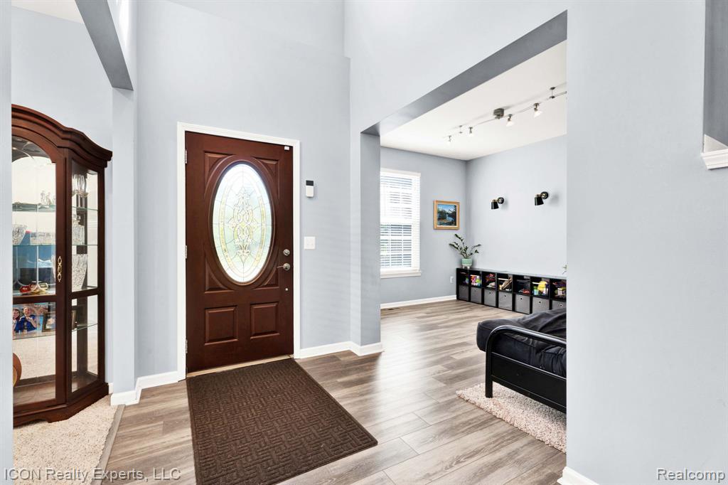 3753 Everett Drive Rochester, MI 48307 - Photo 10 of 82