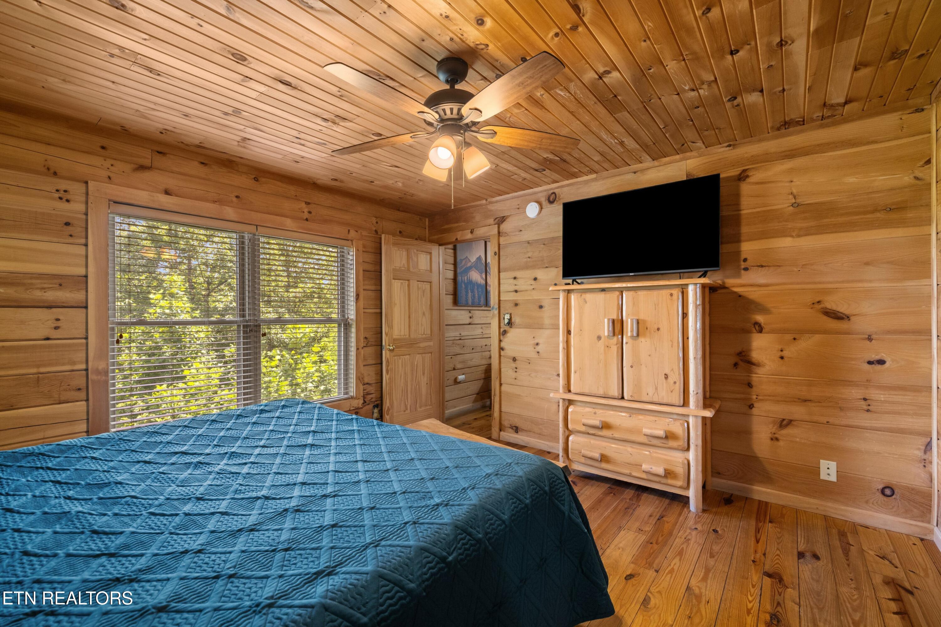 4160 Chamberlain Lane Sevierville, TN 37862 - Photo 15 of 40 026-4160ChamberlainLane-Sevierville-TN-3