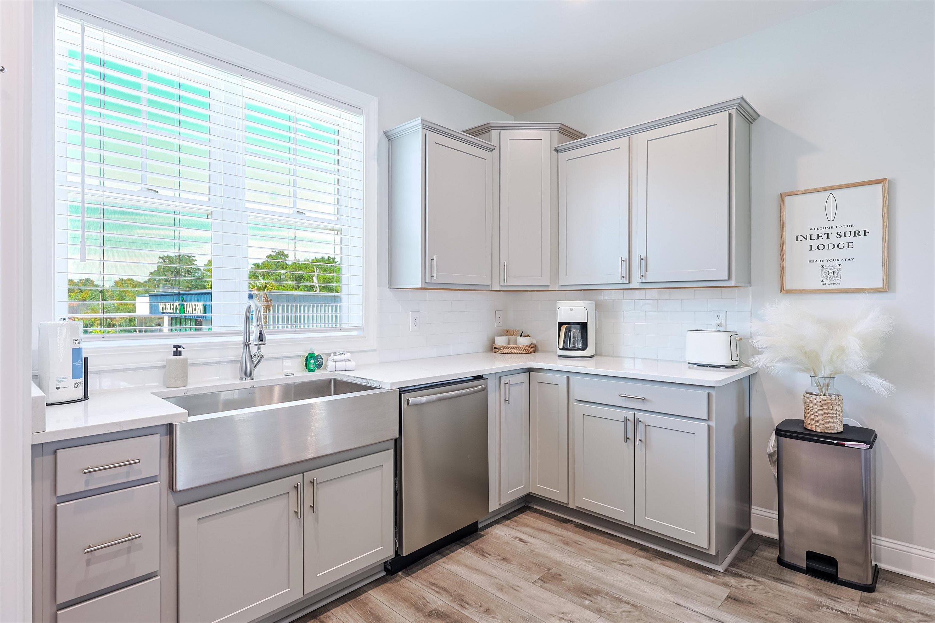 454 Wilcox Avenue Murrells Inlet, SC 29576 - Photo 7 of 37