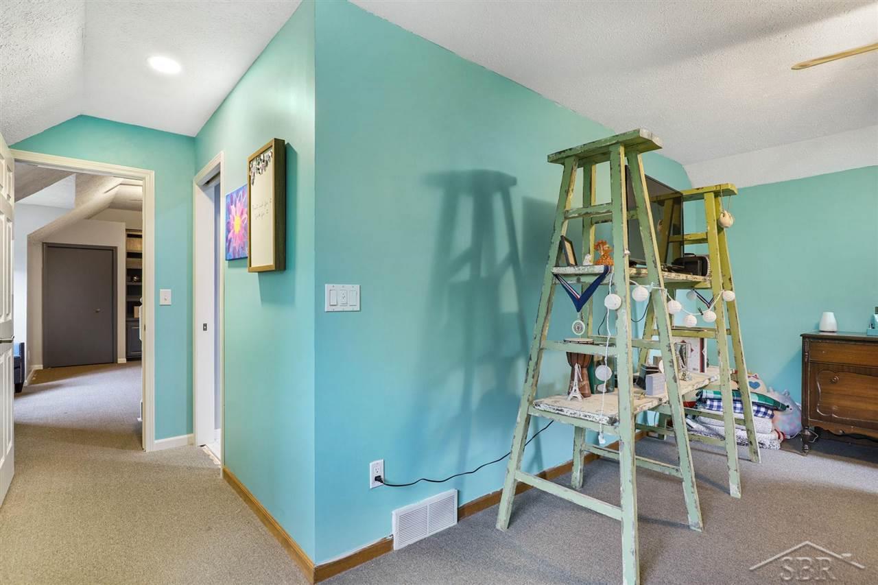 545 Churchgrove Road Frankenmuth, MI 48734 - Photo 32 of 48 50077620-31.JPG