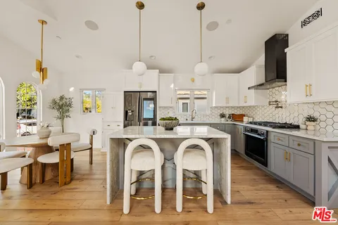 $2,295,000 | 4241 Beethoven Street, Los Angeles, CA 90066