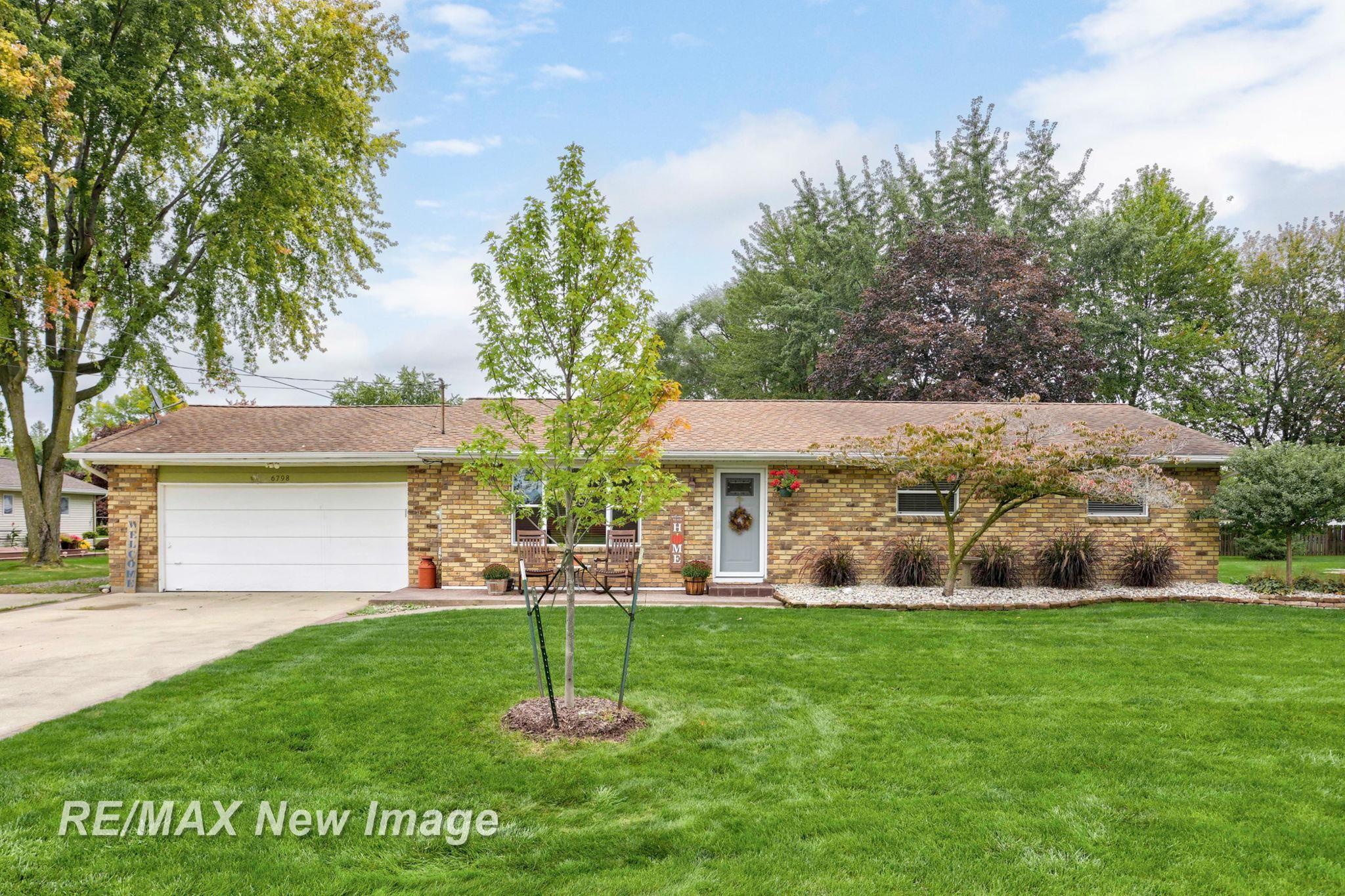 6798 Griffore Road Saginaw, MI 48604 - Photo 1 of 33
