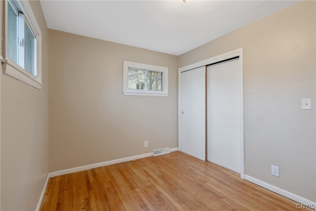 4662 Cleveland Road Onondaga, NY 13215 - Photo 16 of 33