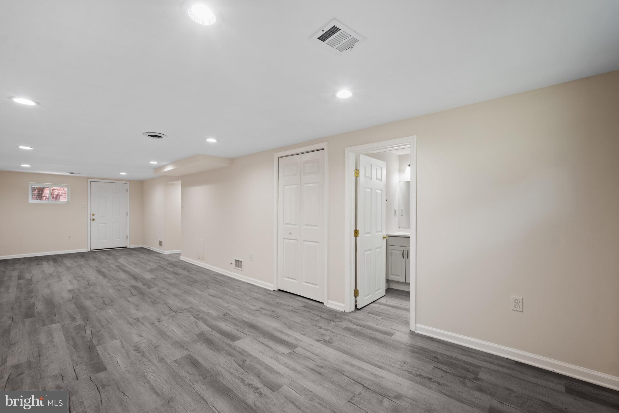 121 Whitmoor Terrace Silver Spring, MD 20901 - Photo 19 of 31