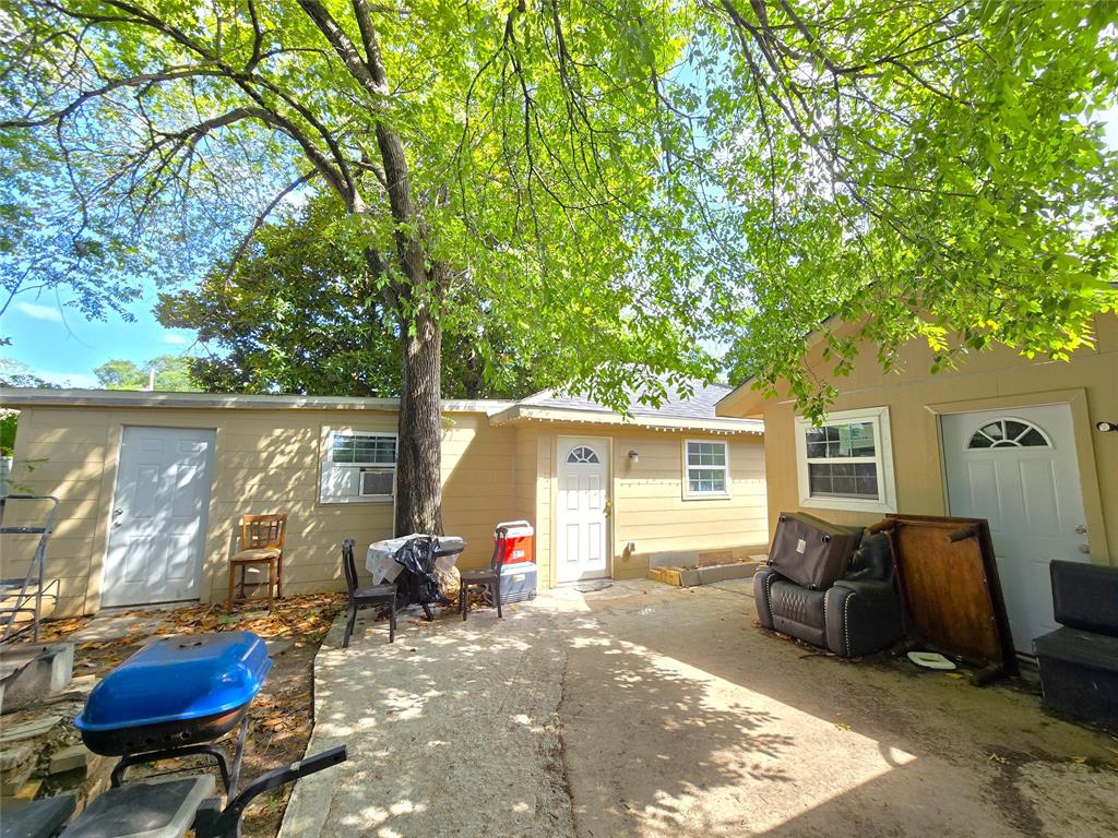 2714 Lenway Street Dallas, TX 75215 - Photo 13 of 16
