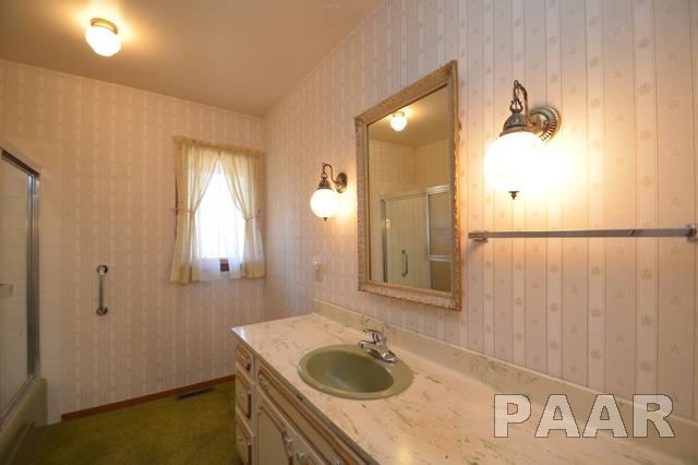 1549 Hickory Point Road Metamora, IL 61548 - Photo 8 of 25