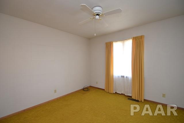 1549 Hickory Point Road Metamora, IL 61548 - Photo 10 of 25