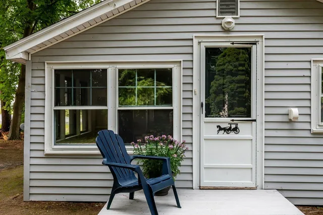 $445,000 | 348 Dover Point Road, Dover, NH 03820