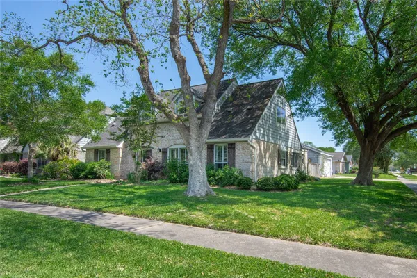 $345,000 | 502 Lorie Lane, Pasadena, TX 77586