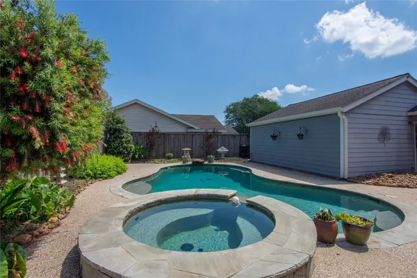 $345,000 | 502 Lorie Lane, Pasadena, TX 77586